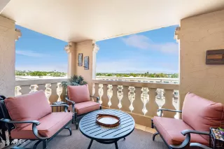 Photo #3: 6846505 Listing 