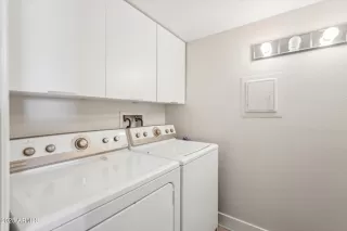 Photo #6: 6846505 Listing 