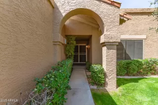 Photo #3: 6846523 Listing 