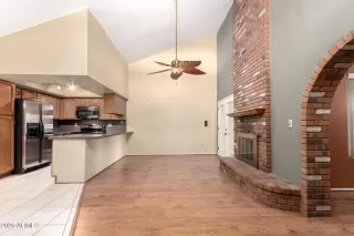 Photo #5: 6846523 Listing 