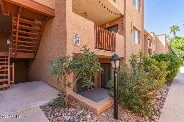 MLS: 6846560 Condo For Sale