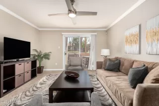 Photo #2: 6846648 Listing