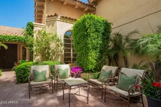 Photo #3: 6846877 Listing