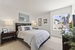 Photo #5: 6846897 Listing 