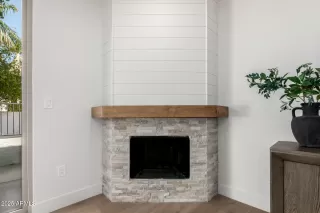 Photo #4: 6846903 Listing 