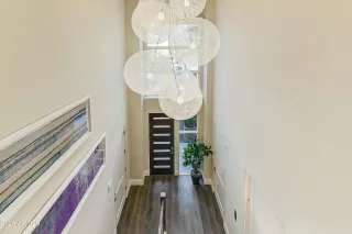 Photo #2: 6846953 Listing 