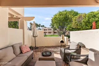 Photo #5: 6847058 Listing