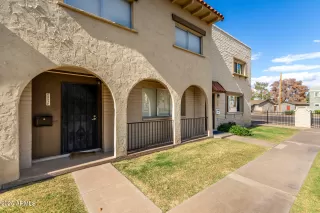 Photo #3: 6847076 Listing