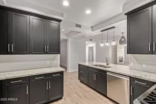 Photo #6: 6847222 Listing 