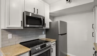 Photo #5: 6847258 Listing