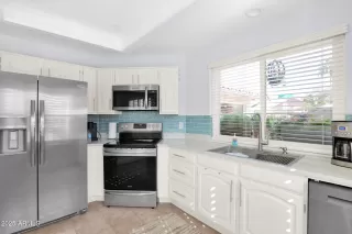 Photo #1: 6847272 Listing