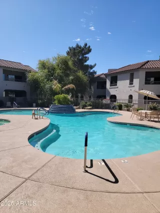 Photo #4: 6847289 Listing 