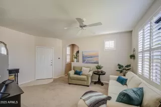 Photo #4: 6847442 Listing 