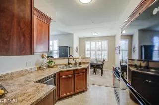 Photo #6: 6847442 Listing 