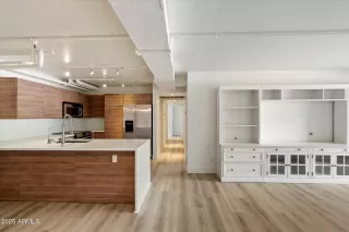 Photo #1: 6847714 Listing