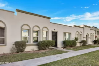 Photo #1: 6847965 Listing 