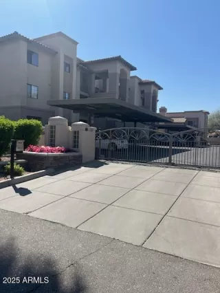 Photo #1: 6848263 Listing