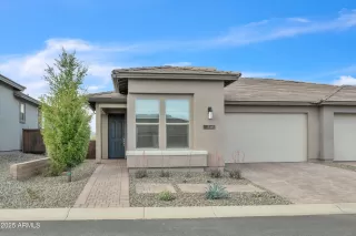 Photo #2: 6848805 Listing