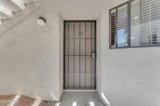 Photo #2: 6848911 Listing 