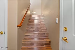 Photo #3: 6849085 Listing