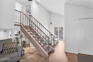 Photo #4: 6849112 Listing