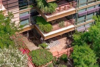 Photo #2: 6849117 Listing 