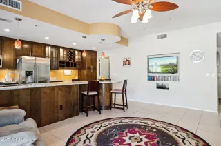 Photo #5: 6849131 Listing