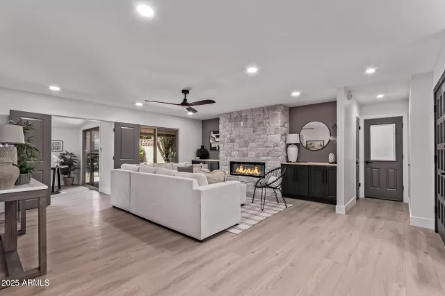 MLS: 6849251 Condo For Sale