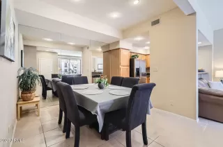 Photo #3: 6849628 Listing