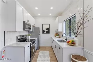 Photo #1: 6849766 Listing