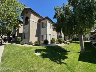 Photo #4: 6849766 Listing