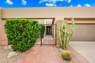 Photo #2: 6849826 Listing 