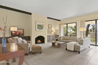 Photo #4: 6849838 Listing 