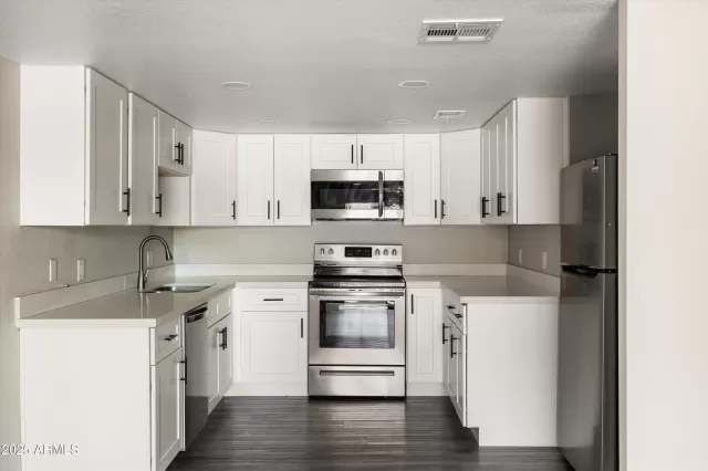 MLS: 6849917 Condo For Sale