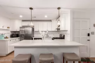 Photo #6: 6850039 Listing 