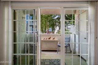 Photo #1: 6850141 Listing