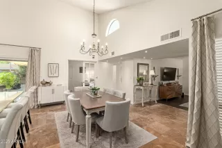 Photo #3: 6850243 Listing