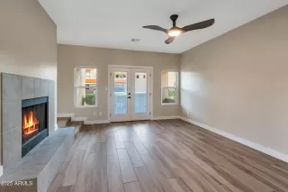 Photo #6: 6850252 Listing