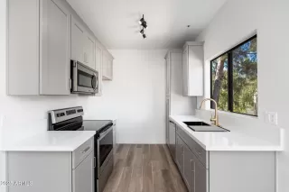 Photo #1: 6850260 Listing