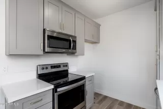 Photo #3: 6850260 Listing