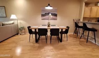 Photo #3: 6850330 Listing