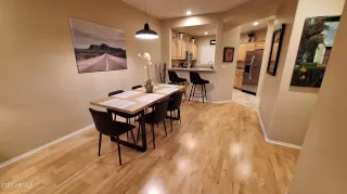 Photo #4: 6850330 Listing