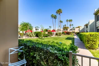 Photo #2: 6850490 Listing 