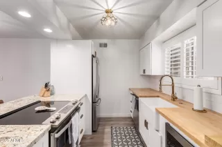 Photo #4: 6850490 Listing 