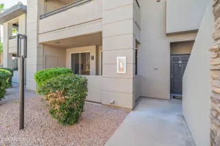 Photo #5: 6850647 Listing