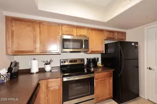 Photo #3: 6850699 Listing