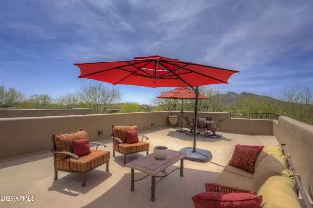 MLS: 6850751 Condo For Sale