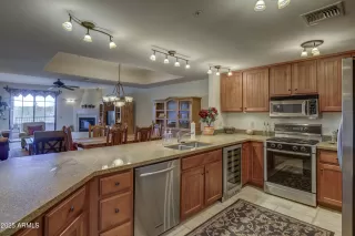 Photo #3: 6850751 Listing 