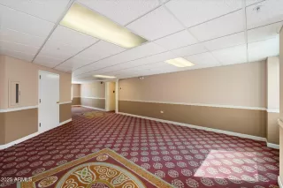 Photo #4: 6850776 Listing