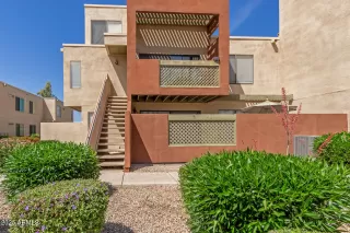 Photo #1: 6850923 Listing